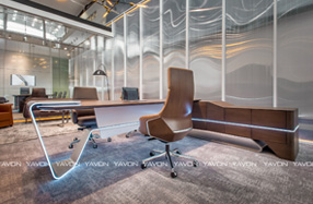 追光大班臺(tái) 追光大班臺(tái)